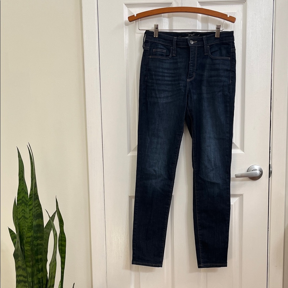 Universal Thread Dark Indigo Women's Skinny Jeans - Picture 1 of 4